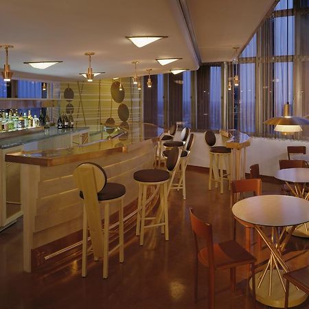The Inn At Price Tower 바틀즈빌 외부 사진